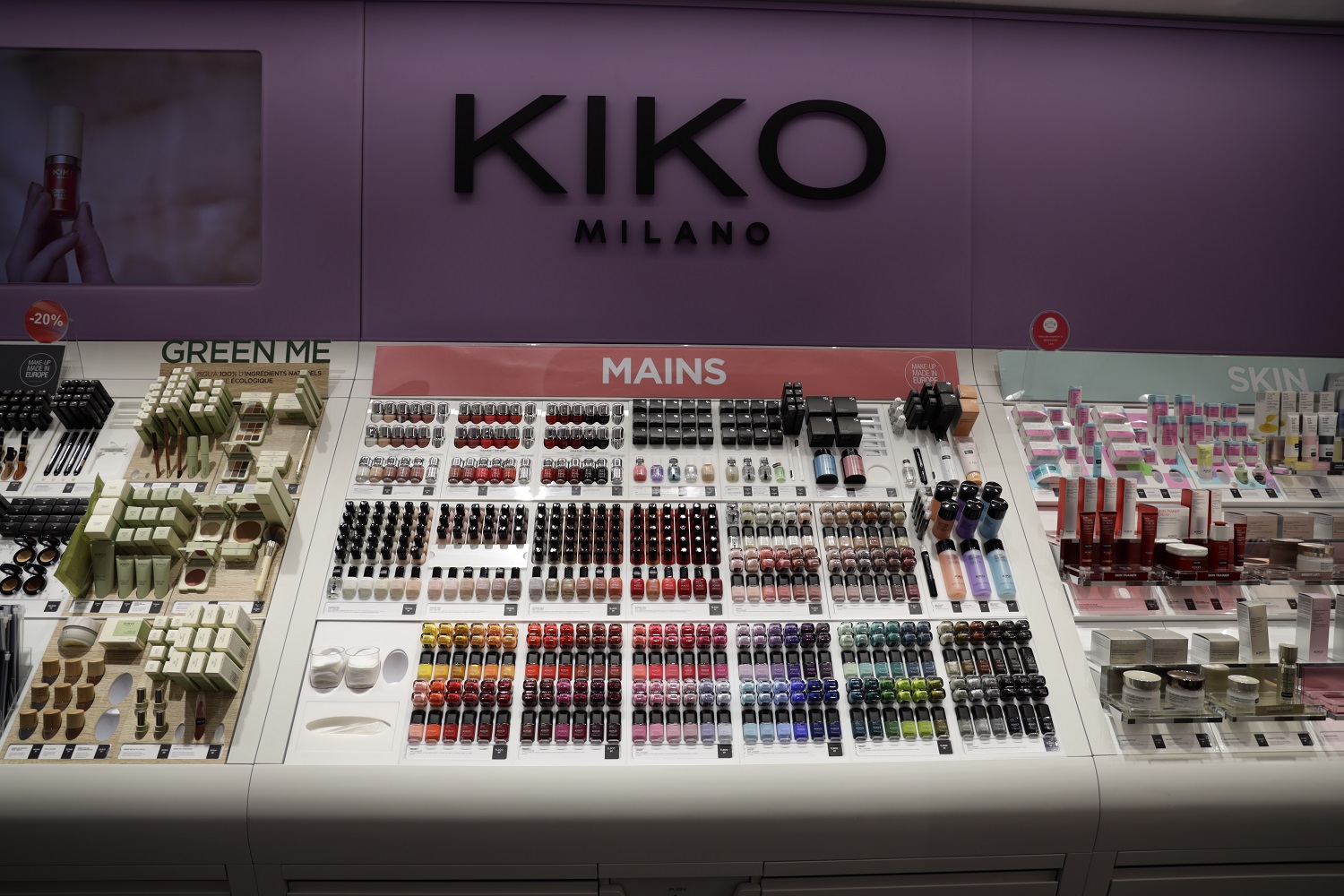 KIKO Milano  Maquillage yeux, visage, lèvres et soin de la peau