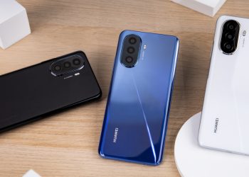 Le tout dernier téléphone de Huawei marqué par la plus longue durée de vie de la batterie – HUAWEI nova Y70 maintenant disponible en Tunisie Une performante batterie de 6000mAh et de la fonction SuperCharge HUAWEI de 22,5W.