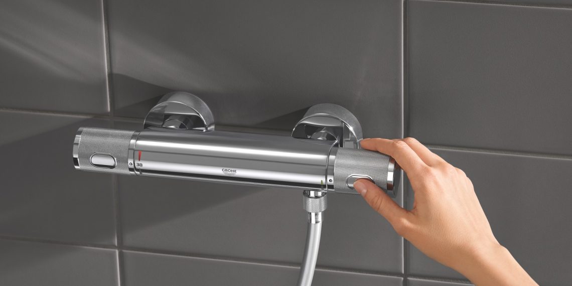 3,2,1 douche ! Avec le nouveau GROHTHERM 500, tout le monde peut profiter des hautes performances d’un thermostat