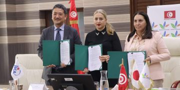 إمضاء مذكرة تفاهم بين وزارة البيئة ومركز تونس الدولي لتكنولوجيا البيئة  والوكالة اليابانية للتعاون الدولي  حول :   ” برنامج   تدعيم قدرات المدن الإفريقية لإدارة النفايات”