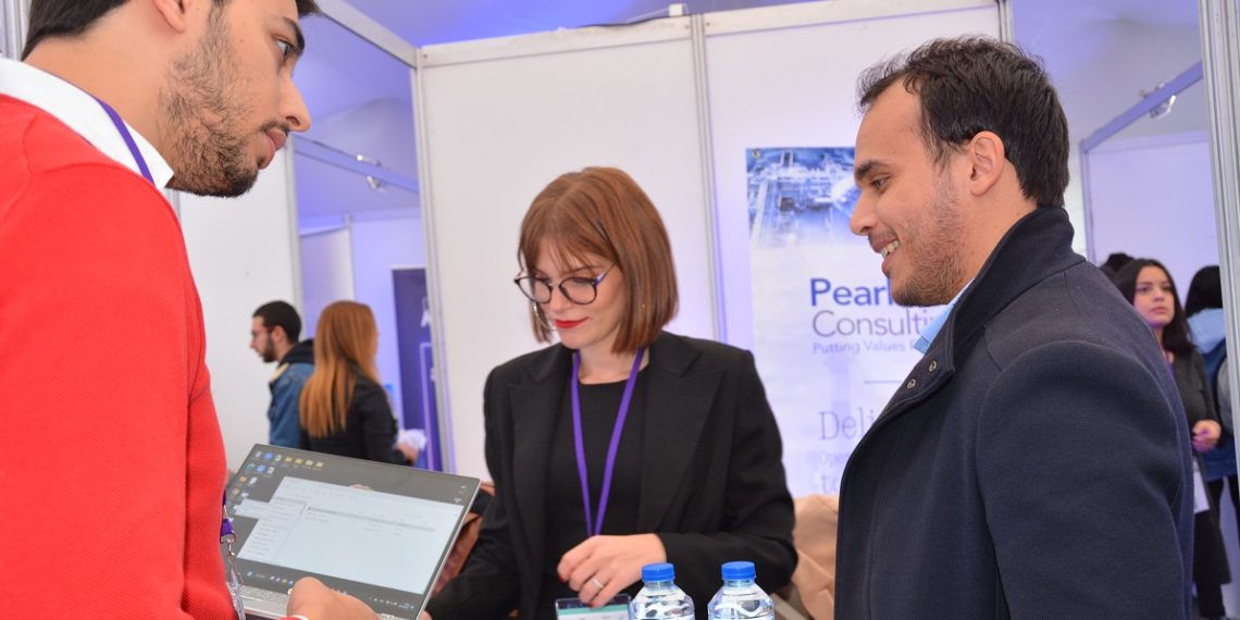 « Career Fair » : La South Mediterranean University met en relation les étudiants avec les entreprises qui recrutent