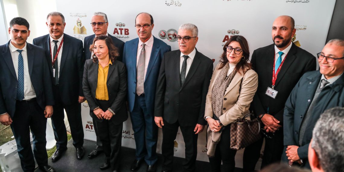 البنك العربي لتونس ATB يفتتح بنابل مخبره  الحادي عشر للاعلامية بمعهد علي بلهوان بنابل