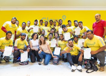 “The Courriers Pledge” : Glovo s’engage pour garantir les droits sociaux des coursiers en Tunisie