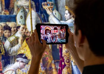 « Notre-Dame de Paris, L’Exposition Augmentée » fait son tour du monde avec les tablettes Samsung