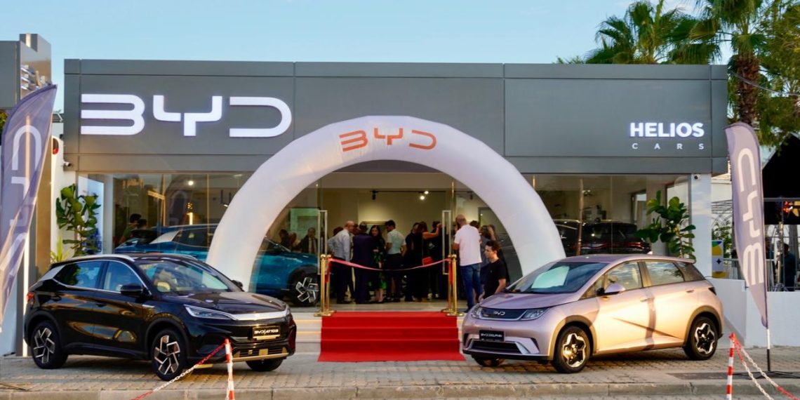 Inauguration d’un nouveau showroom BYD LAC 1 11 OCTOBRE 2024