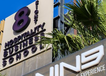المدرسة العليا للتكوين السياحي “EIGHT Hospitality Business School” تصبح عضواً معتمداً (“Certified Member”) ضمن شبكة المدارس المعتمدة لـ EHL اعتراف دولي يكرس التميز الأكاديمي لأول وأولى كليات إدارة الأعمال المتخصصة في الفندقة والضيافة في تونس.
